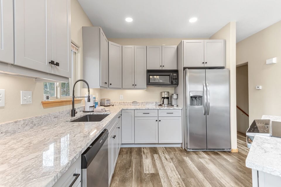 2nd Floor- Spacious Fully Stocked Kitchen