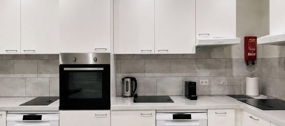 Cook with ease using the spacious shared kitchen and modern appliances.