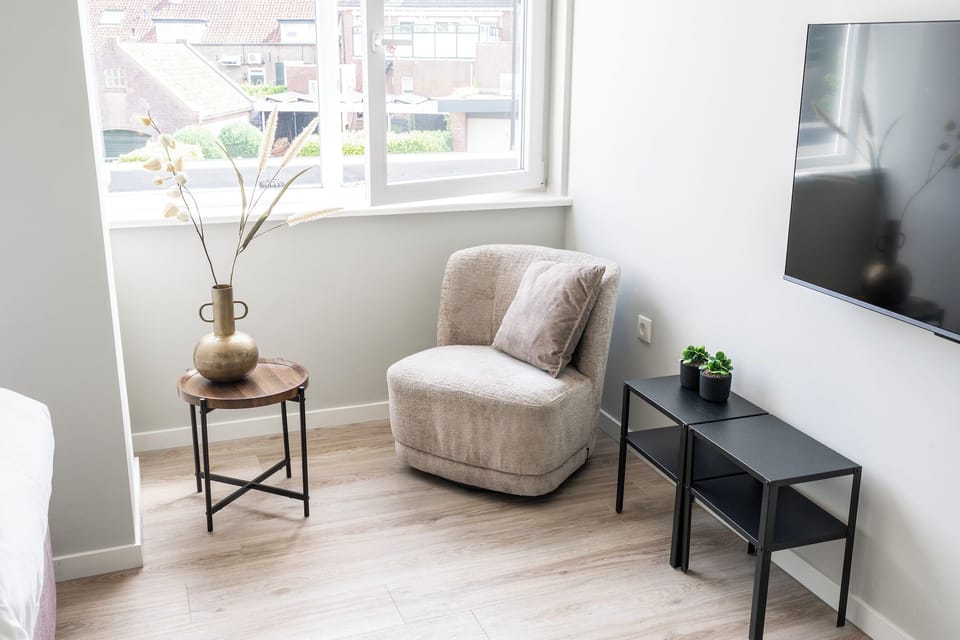 Enjoy affordable accommodation in Raamsdonksveer at Bed and Coffee, close to centrum.