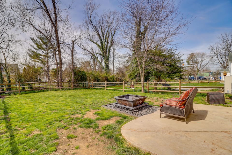Fenced Yard | Fire Pit