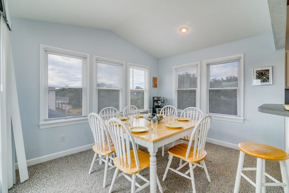 Top Level Dining Area