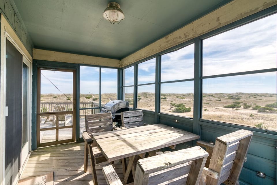 Top Level Screened In Porch