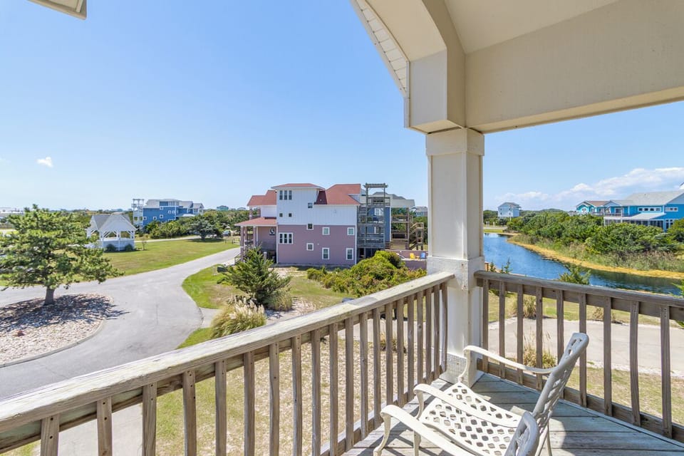 Top Level Front Deck