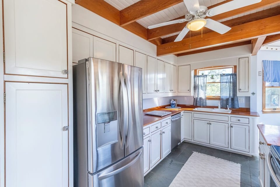 Mid Level Kitchen