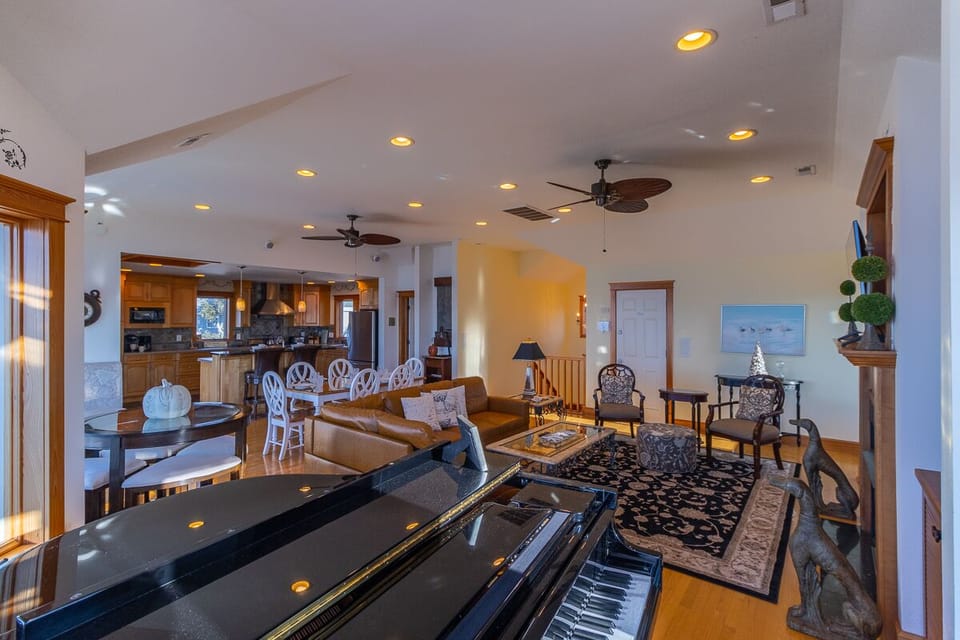 Top Level Living Area