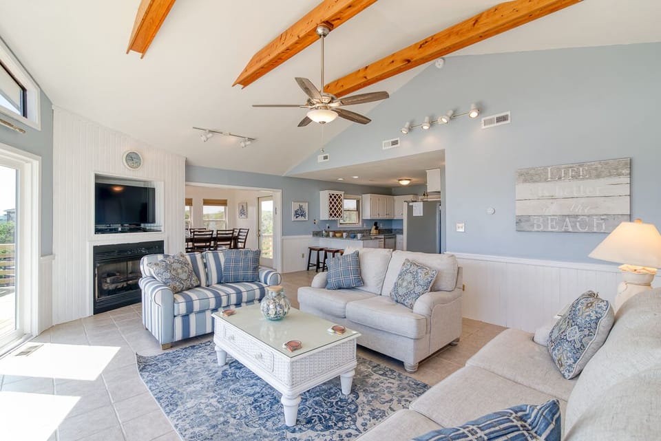Top Level Living Area