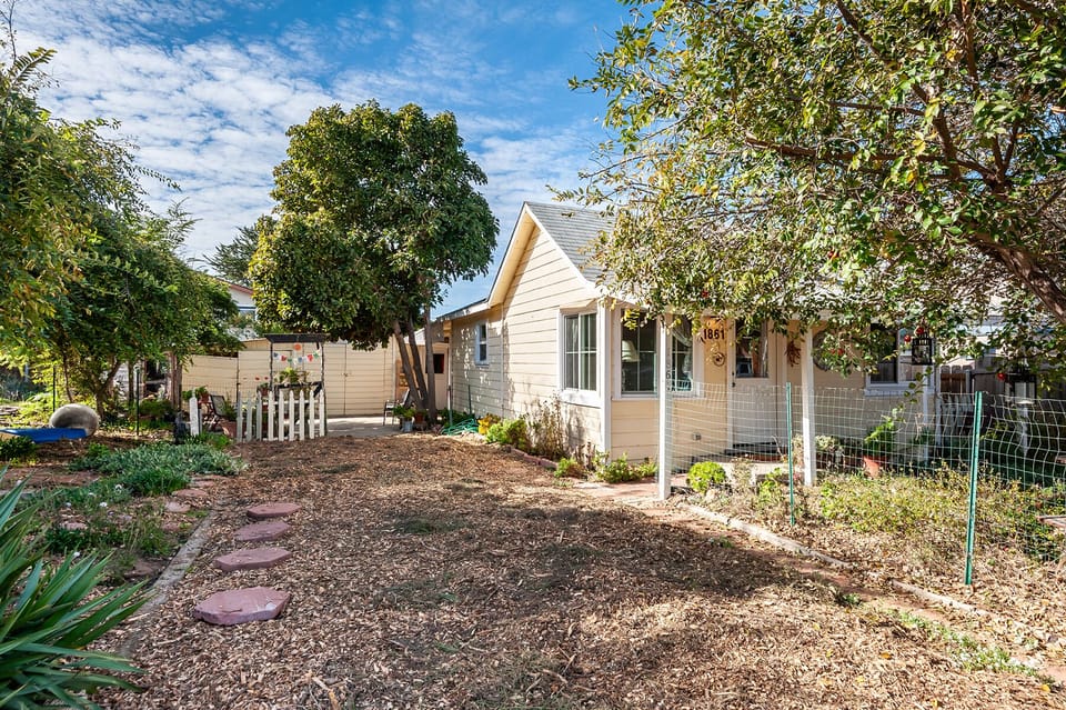 Driveway for parking (2 vehicles max.) - no street parking.