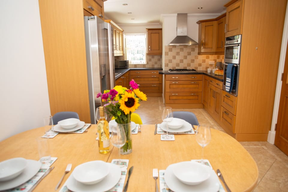 Dining Tahle 