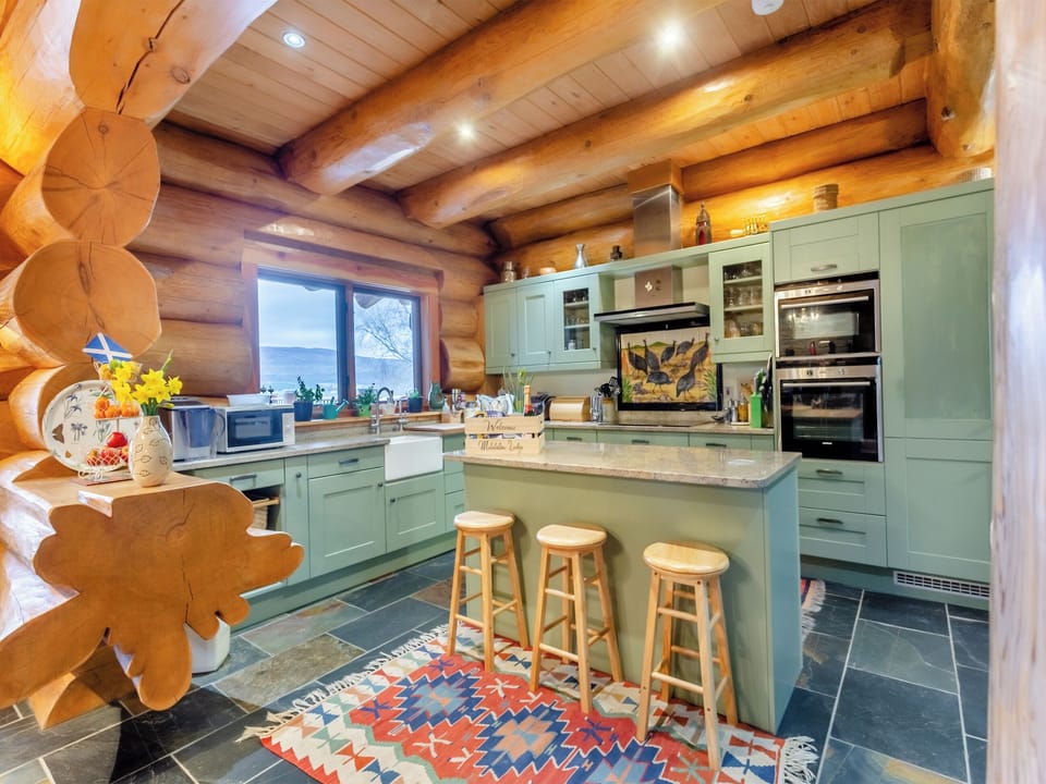 Kitchen area | Molalatau Lodge, Lairg