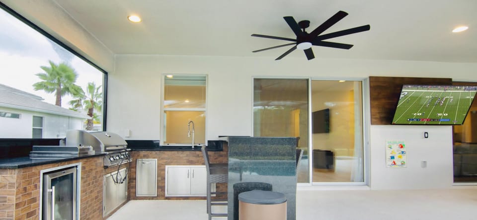 3941OAKVILLEAVE-OUTDOORKITCHEN