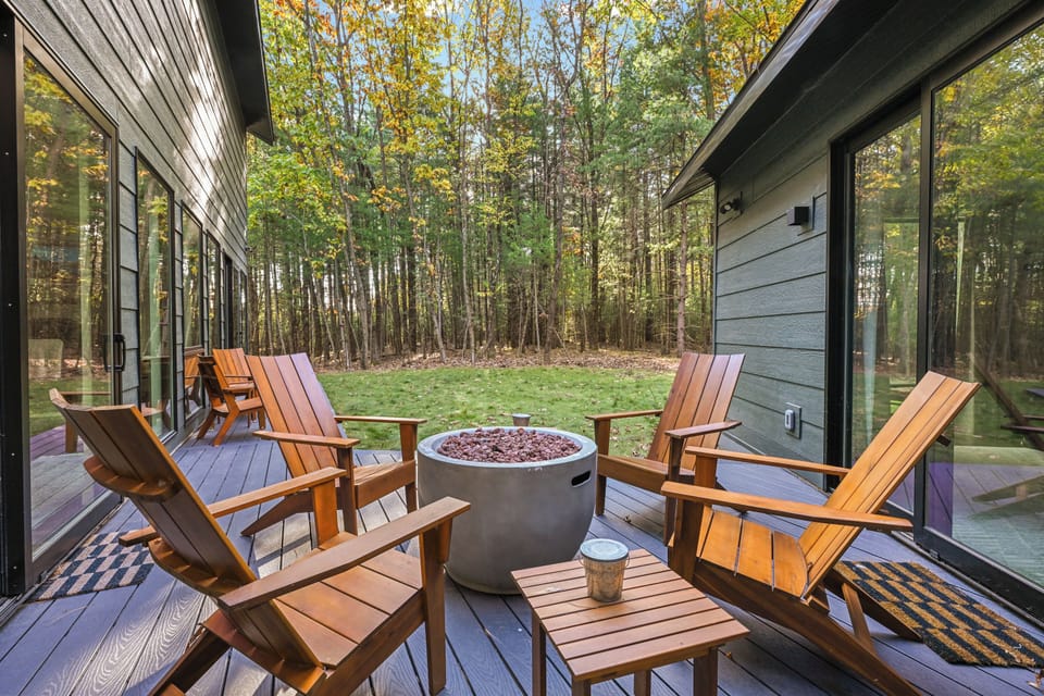 The turnkey gas firepit is steps away from the kitche