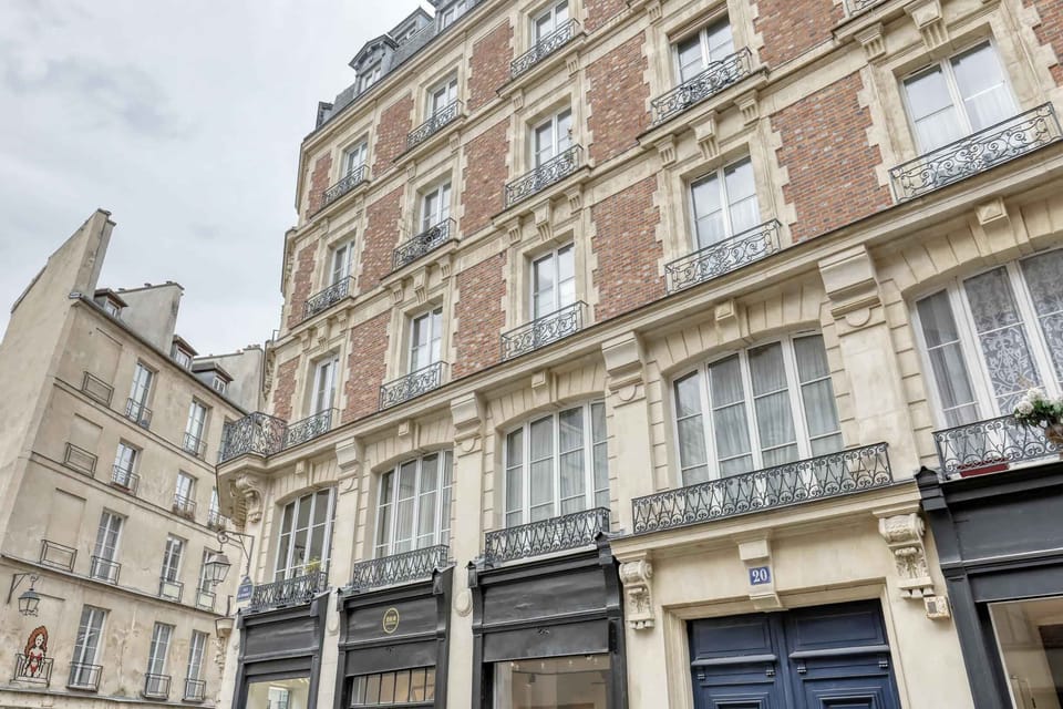 Façade