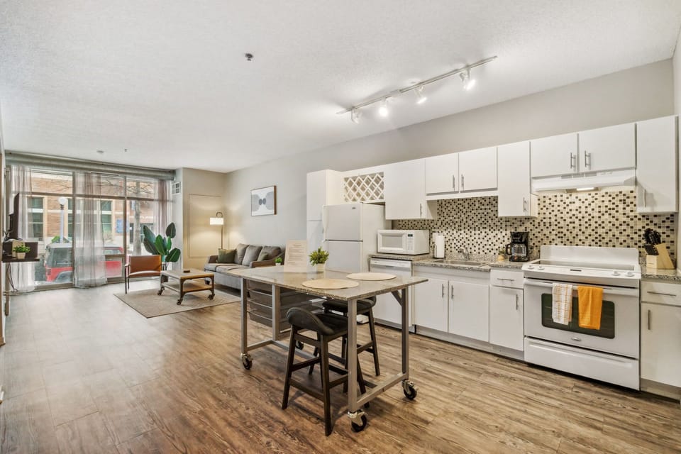 Fully equipped kitchen