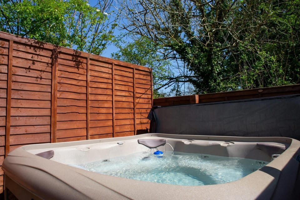Hot tub