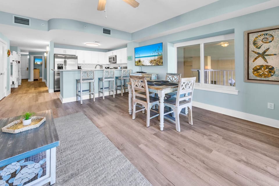 Living room to kitchen view