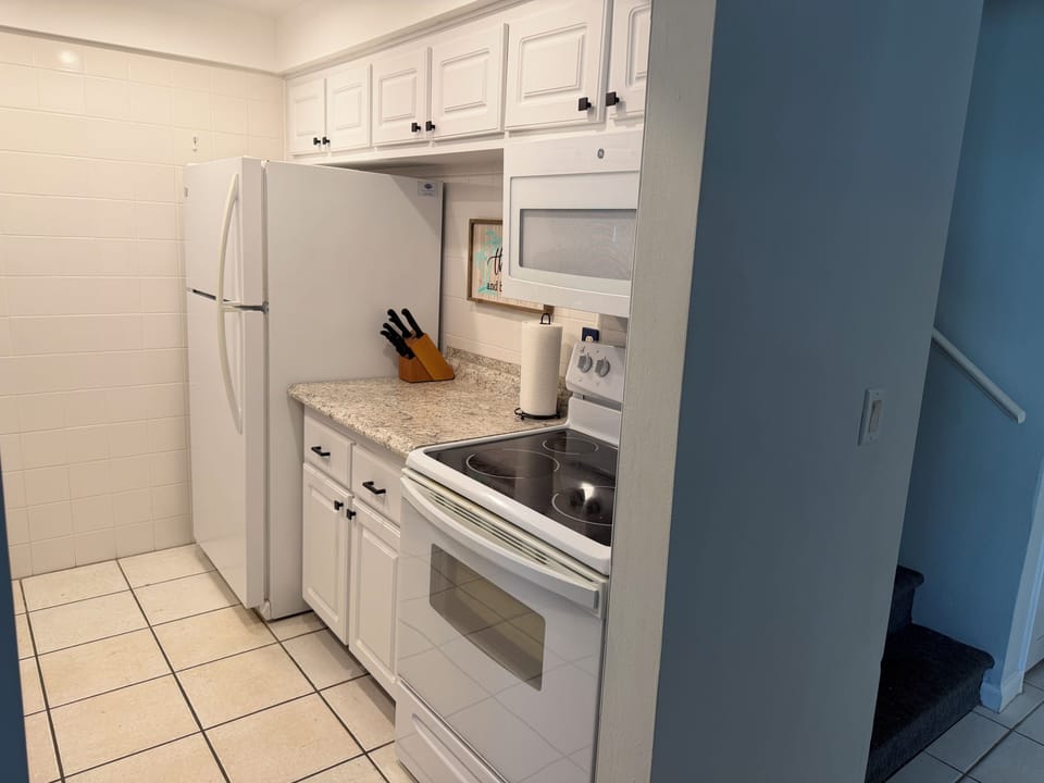 Kitchen with full size appliances