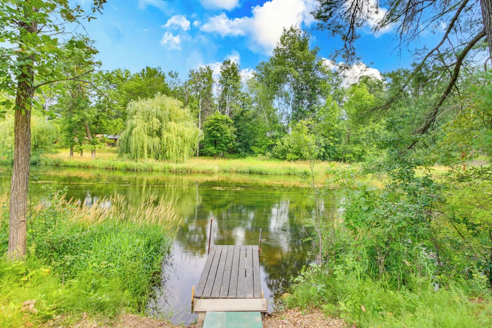 Pine River Vacation Rental | 2BR | 1BA | 900 Sq Ft | 2 Steps to Enter