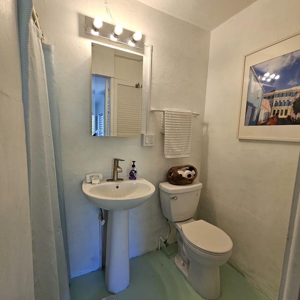 cute bathroom