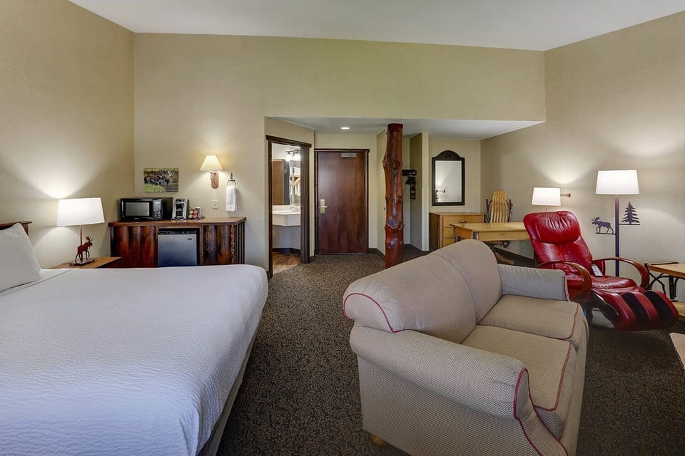 Lounge comfortably with extra space to spread out.