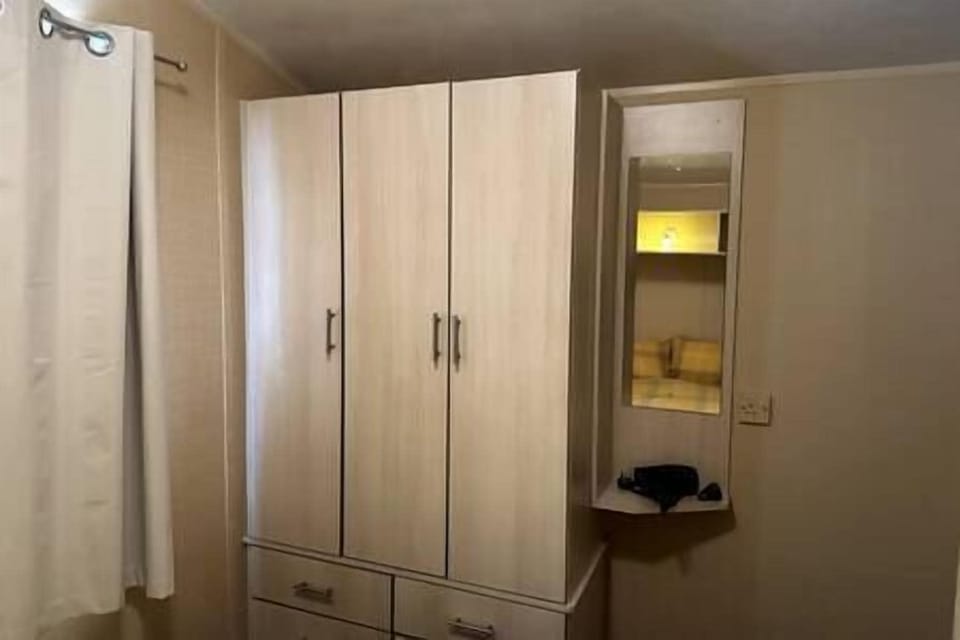 Bedroom 1 Large Wardrobe