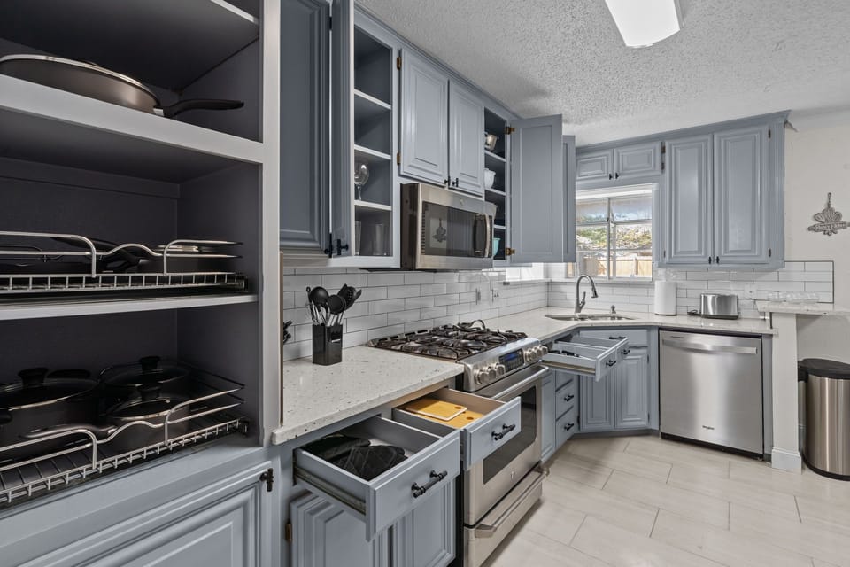 Cook your favorite meals in a fully equipped kitchen