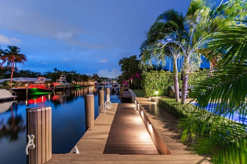Luxury living meets waterfront bliss in Las Olas.