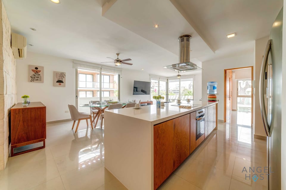 Lots of natural light during the day