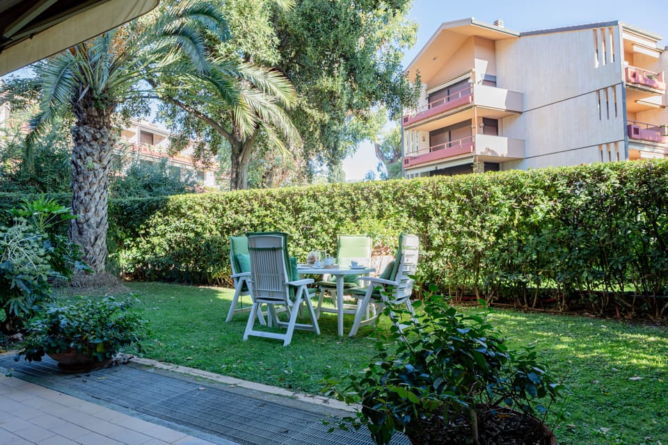 Garden (1)