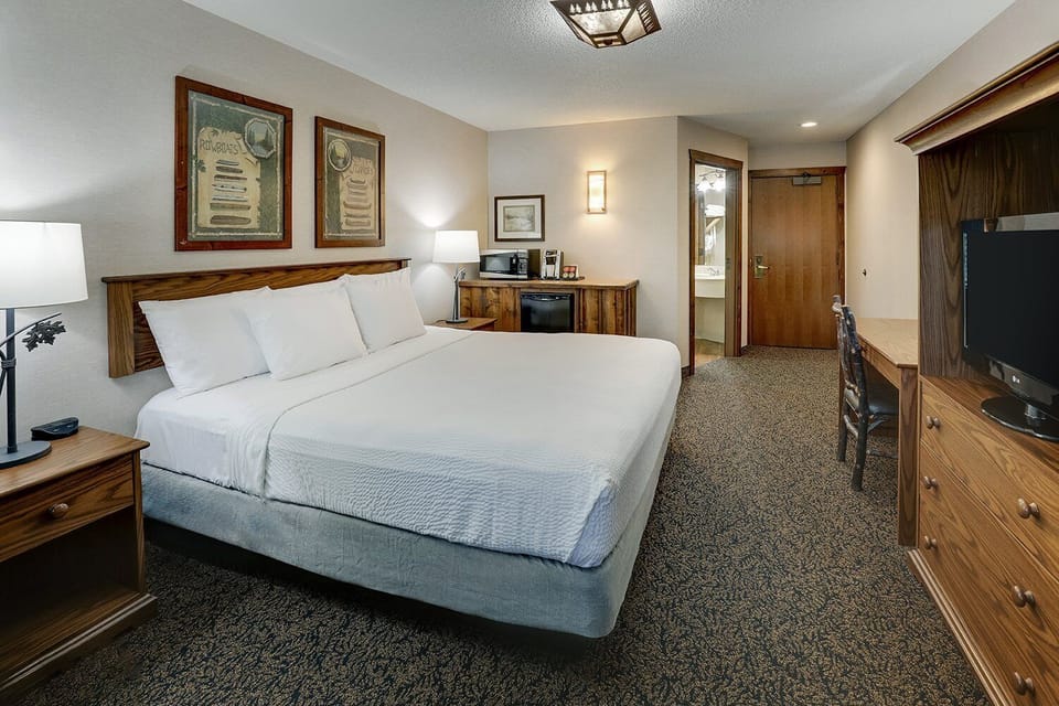 Bedroom. Interior and views may vary based on location and availability.