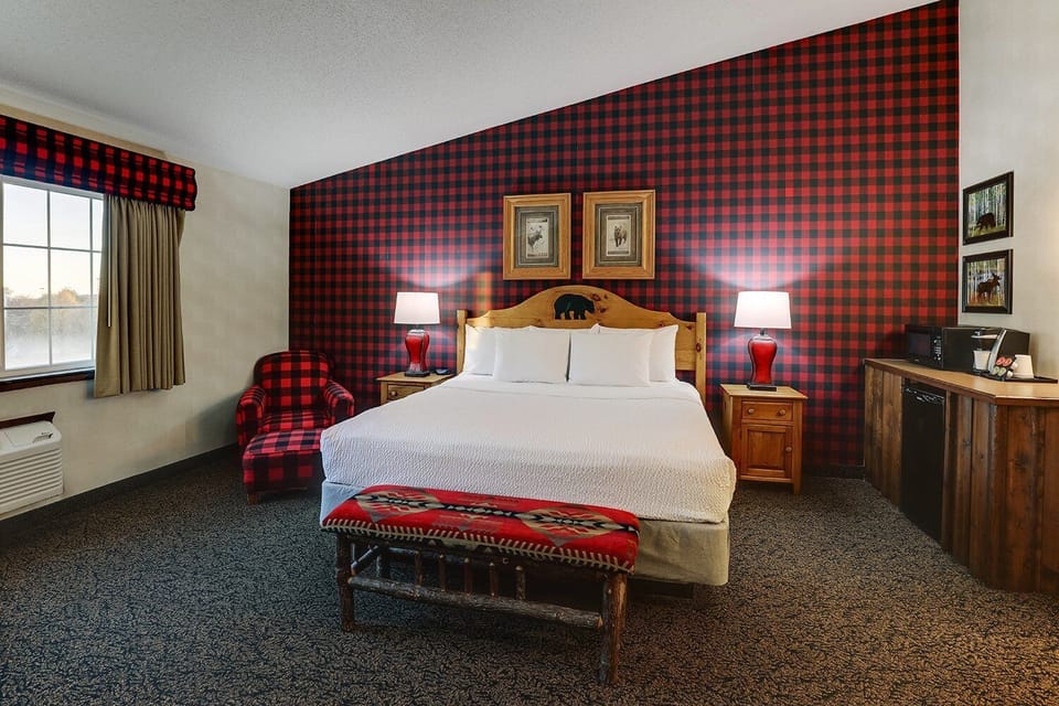 Unit with comfortable bed