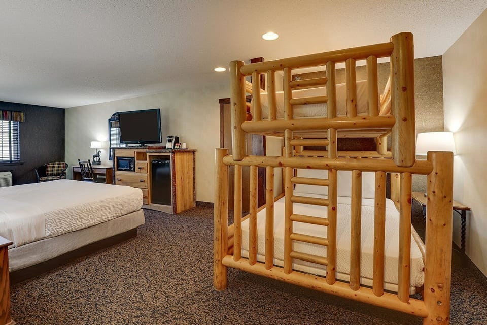 Unit with comfortable bed