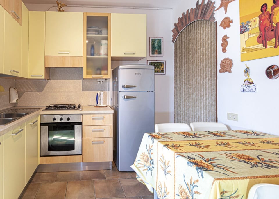 Lina, apartment in Elba Island, livingroom, Kitchen corner