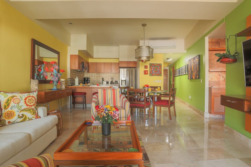 Condo - Image 5