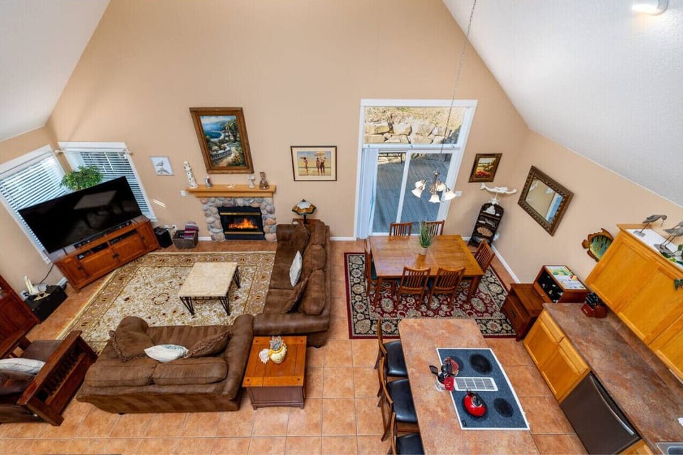 Living and dining room