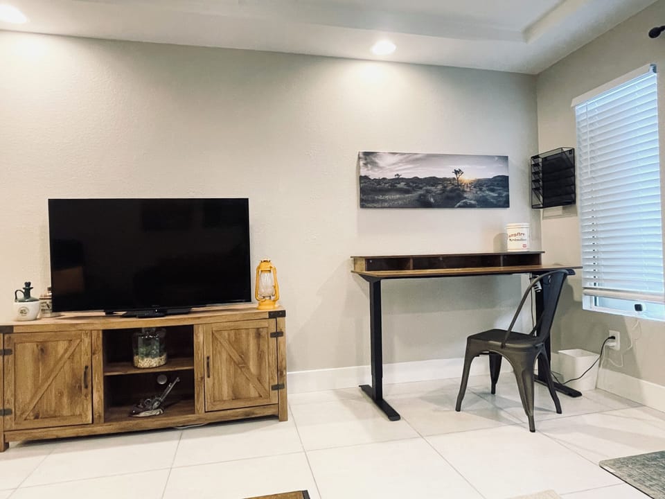 1st Floor Master Suite Workspace & Smart TV