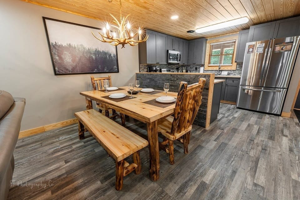 Indoors, Hardwood, Stained Wood, Architecture, Building