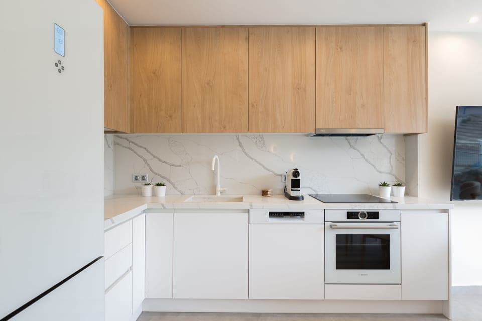 Modern kitchen and high quality appliances is the recipe to a perfect s stay.