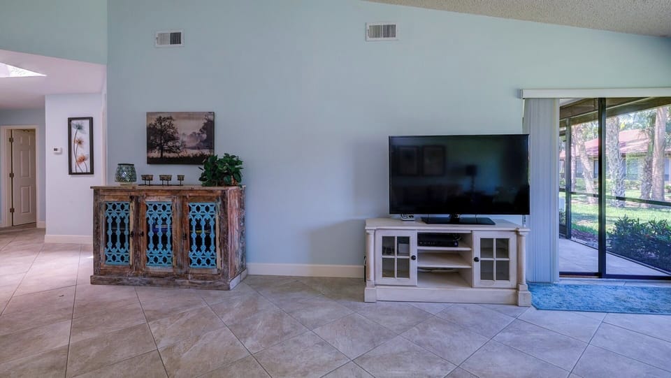 Access to the Lanai Right off Living Area