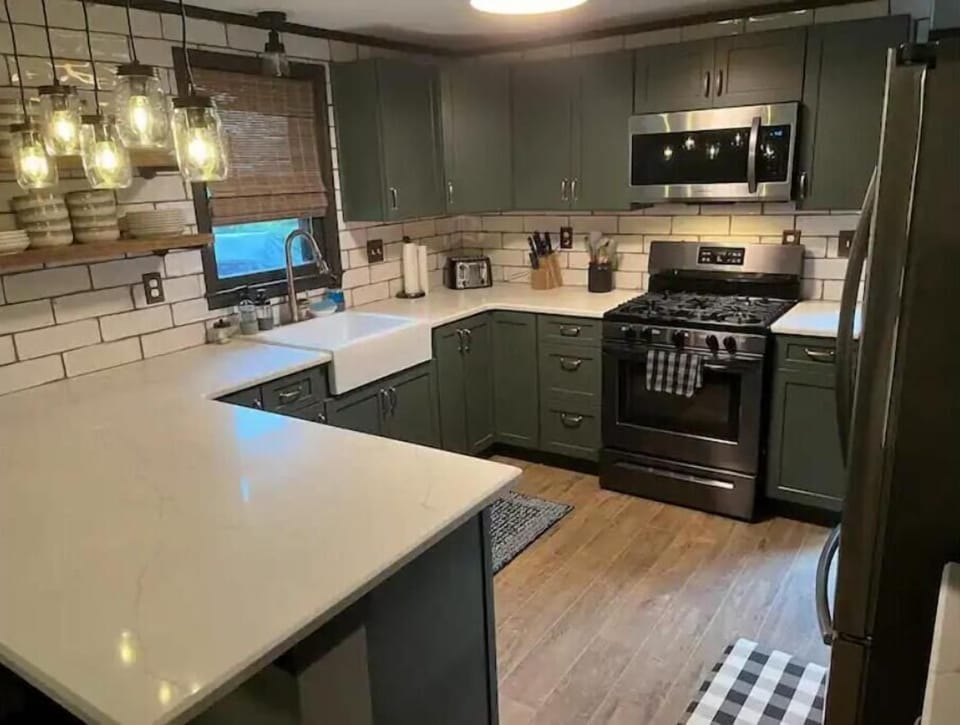 Fully remodeled kitchen.
