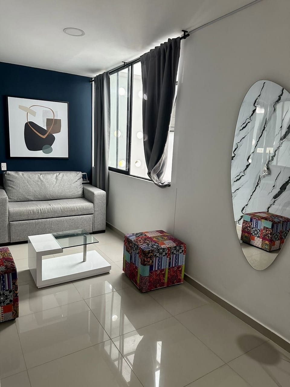 Modern One Bedroom Apartment, with Great Location. Apartment in Cali