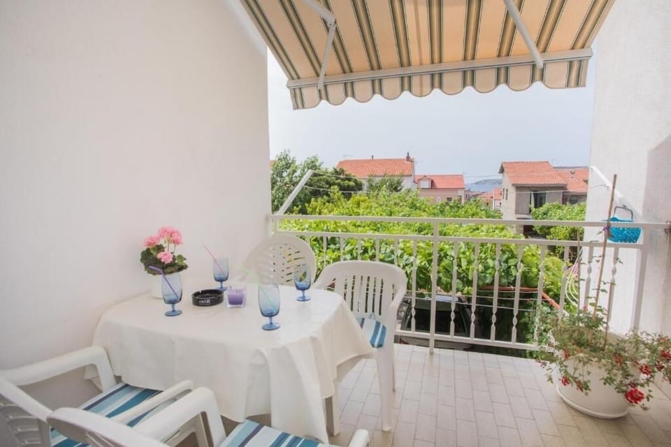 Balcony 1