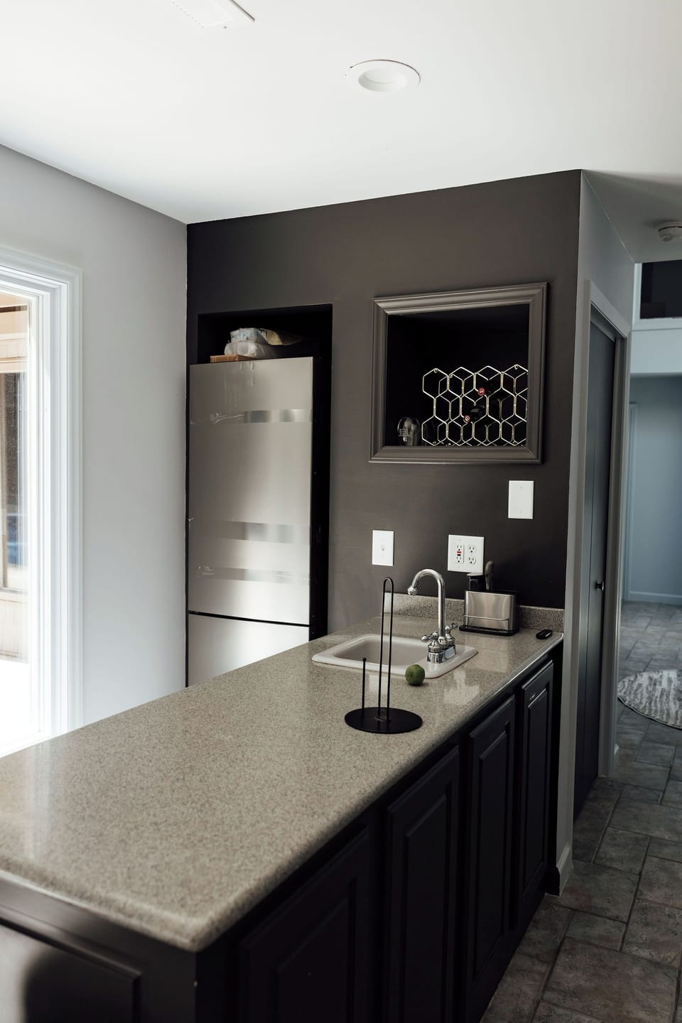Kitchenette in pool room