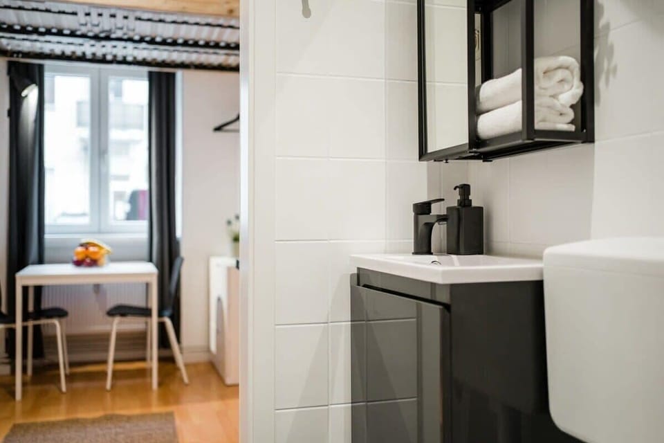 Box Nr. 2 - Bathroom