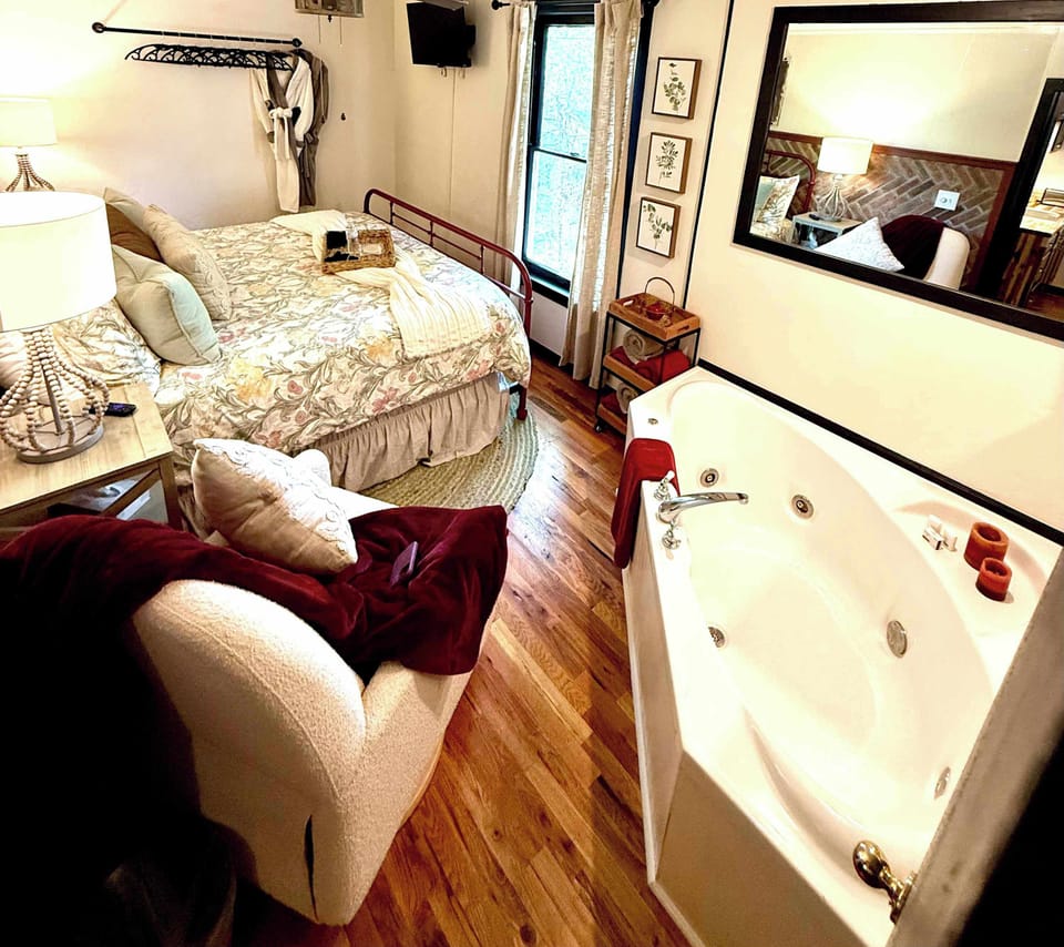 Jetted Oversized Tub in your Room