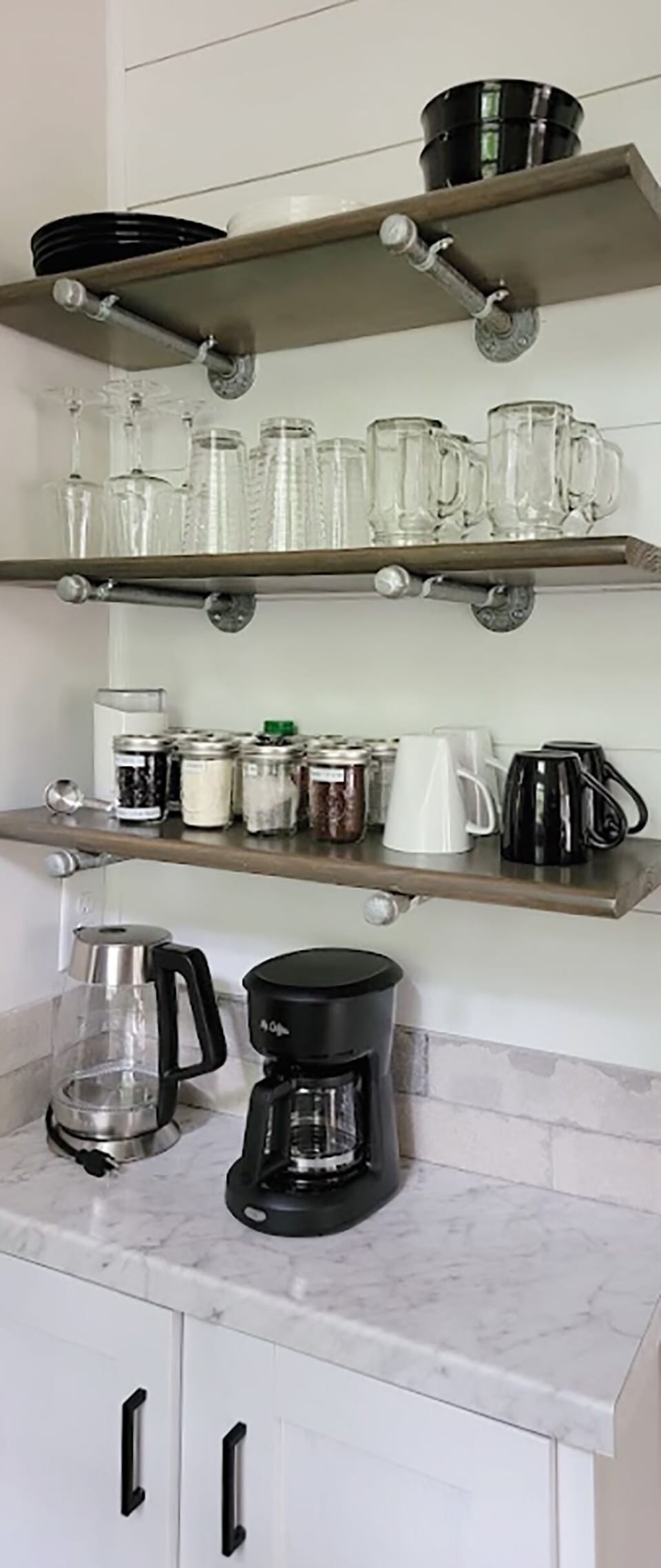 Coffee Station - Coffee and tea station