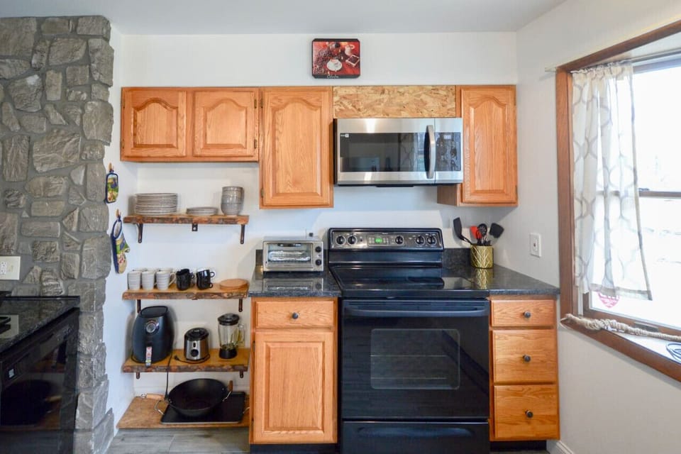 We have an air fryer, a blender and toaster!