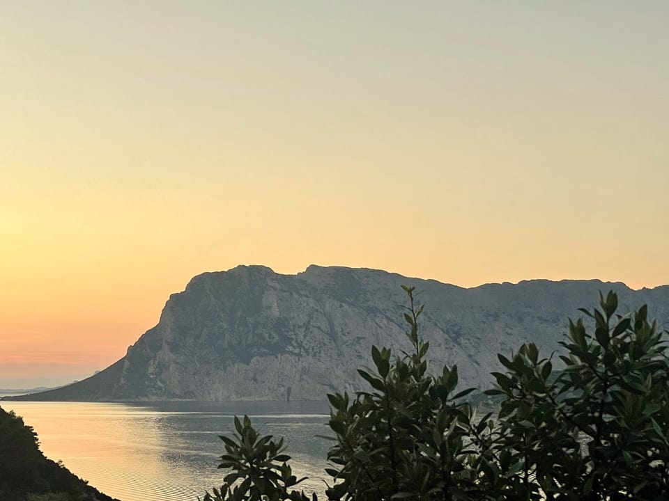 TAVOLARA SUNDOWN