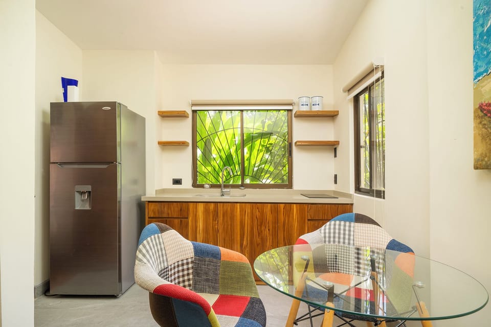 1st floor garden suite kitchenette