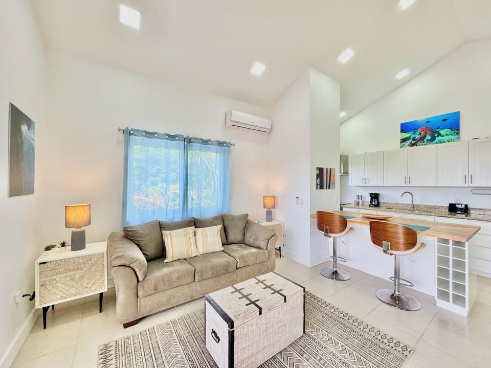 Living Room (1)