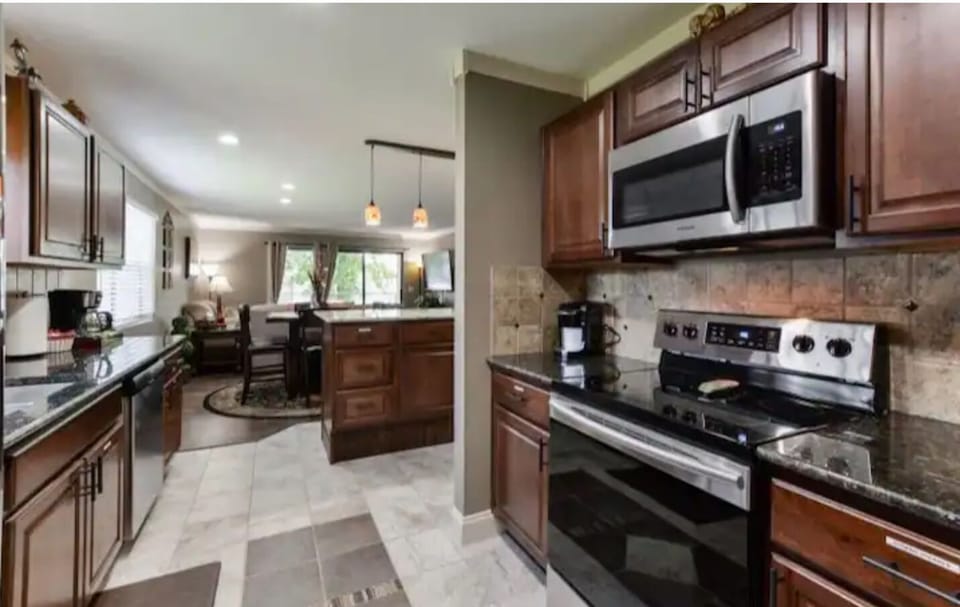 Full kitchen with cooking equipment included